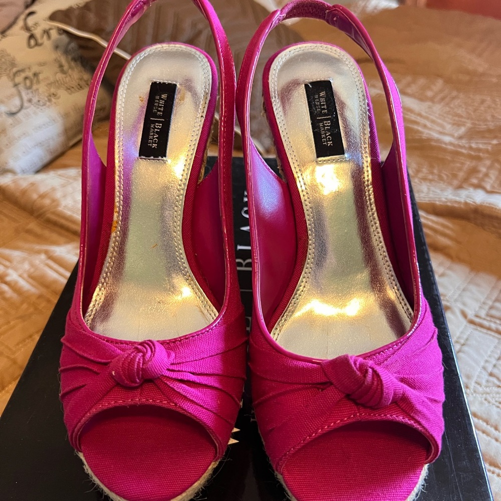 White House Black Market Fuchsia Slingback Heels